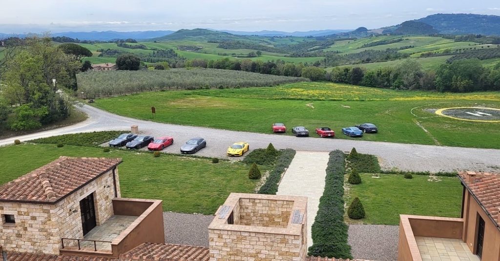 136A1FF3-7D16-488C-B266-F064E9AD40AA 2