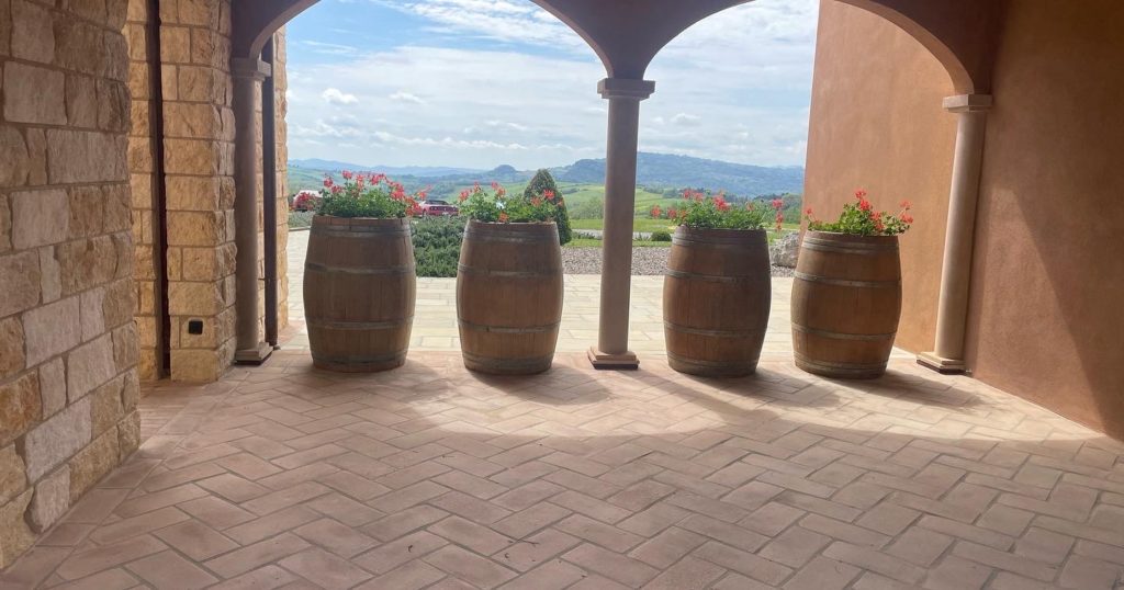 793B502F-C589-425F-A93B-32F5C9B27AEE 2